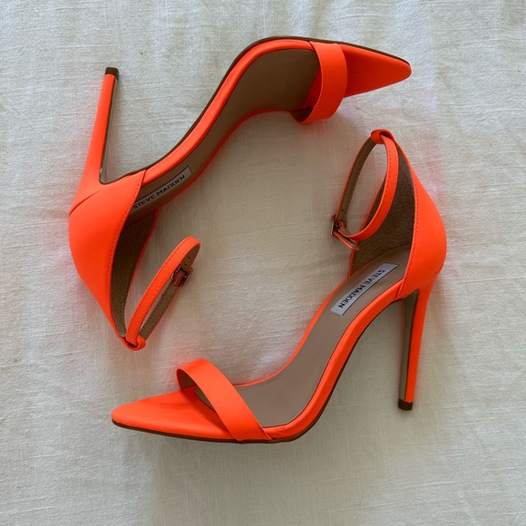 Neon Orange Steve Madden Heels 7.5 - Picture 5 of 5